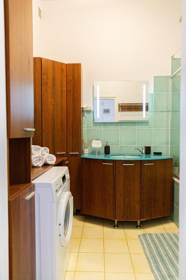 Apartment Ten Warszawa Eksteriør bilde