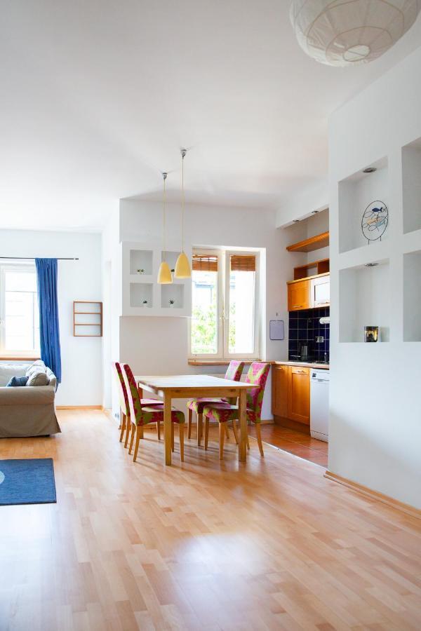 Apartment Ten Warszawa Eksteriør bilde